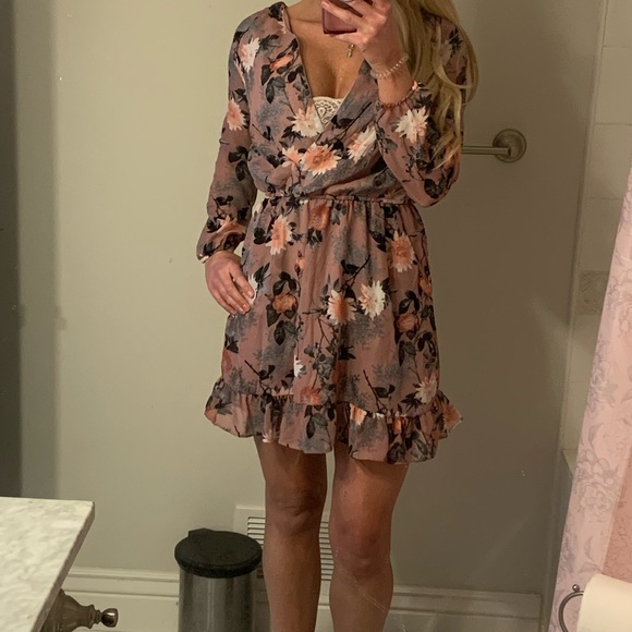 🌼🌸Justify Floral Dress! - Picture 3 of 4